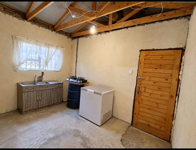 2 BEDROOM HOUSE FOR SALE IN MEYERTON CENTRAL
